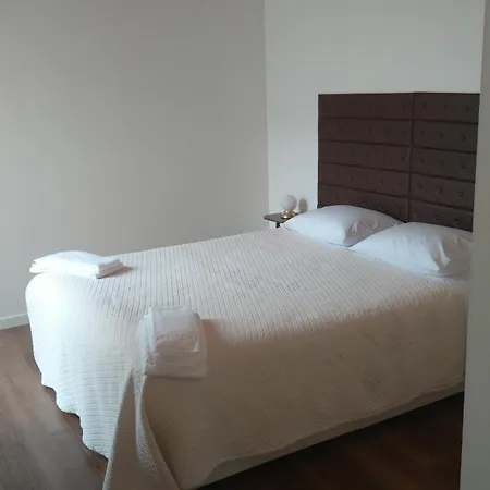Apartament Casas Albano 2 *