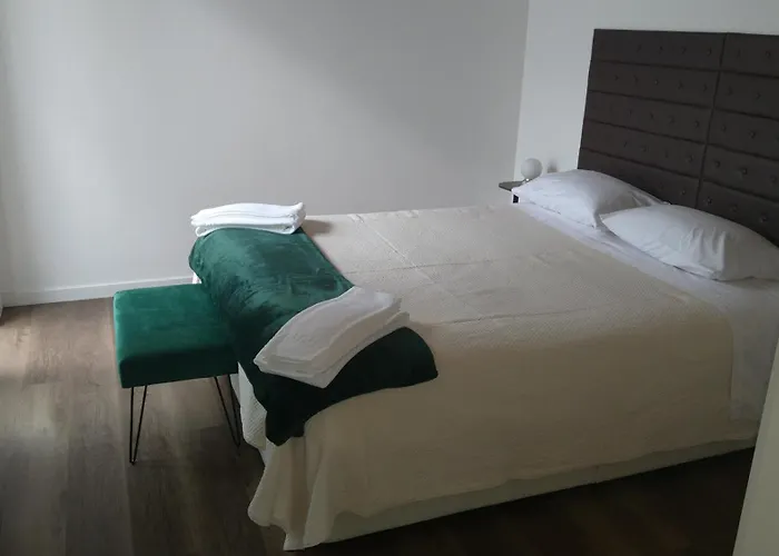 Casas Albano 2 アパート